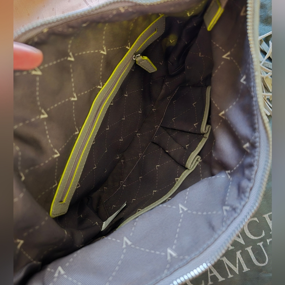 Vince Camuto Genuine Leather fringe clutch bag - Picture 5 of 6